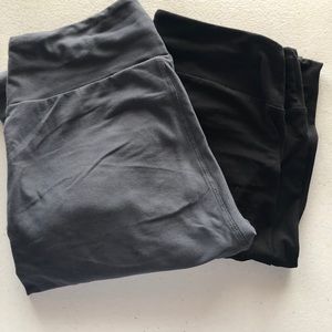 LuLaRoe solid OS leggings - 2 pairs